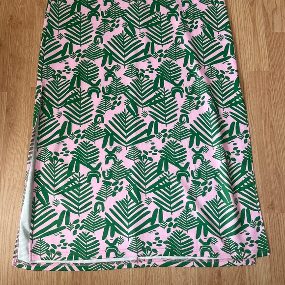 CK Bradley Short Sleeve Pink with Green Leaves Long Dress with Splits Size Large - Picture 2 of 5